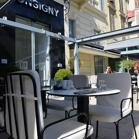 Monsigny Hotel 3*