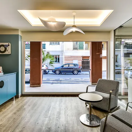 Ibis Styles Centre Port Hotel