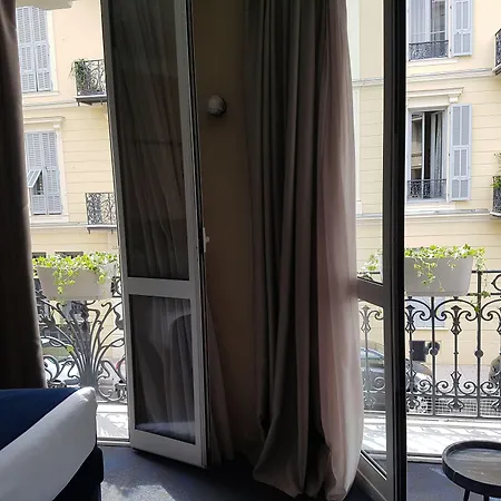 Les Cigales 3* Nice