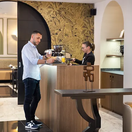 Khla Hotel