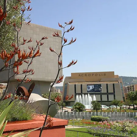 Campanile Centre Acropolis Hotel