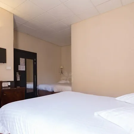 Le Noailles Gare Hotel 3*