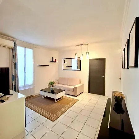 2 Pièces En étage Au Centre-ville De Appartement Nice