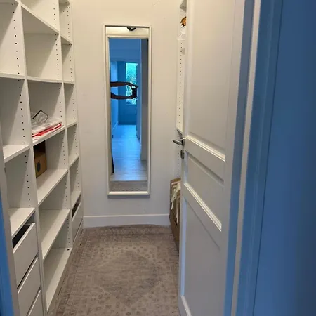 Apartment Beautiful 3 Bedroom With Garden Nice