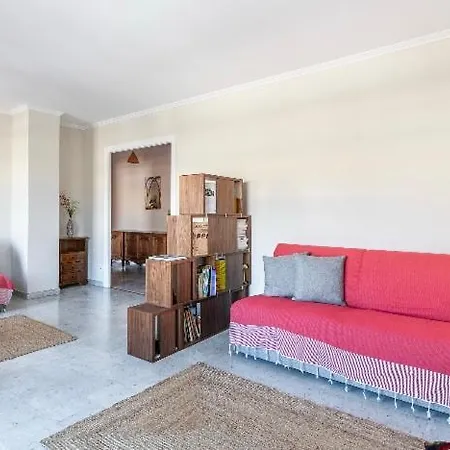 Port Floor Terrace Near Transport Sleeps 4 Apartment