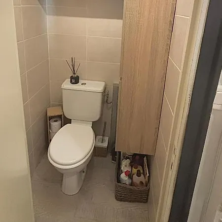 Cosy One Bedroom To Appartement Nice