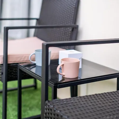 Azur 3 Start 8 Min Tram Airport 5m Apartment *