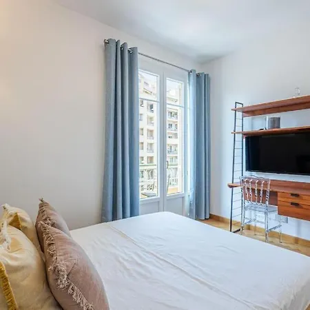 Prestige Sur La Promenade Des Apartment
