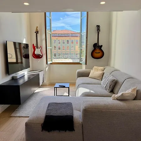 Appartement & *