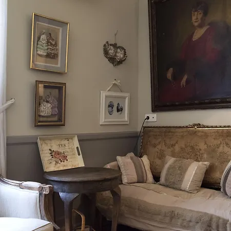 Rivoli Hotel 3*