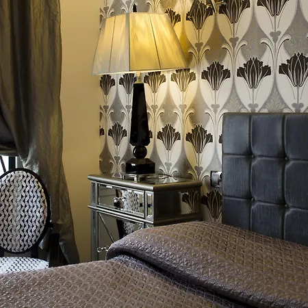 Le Meurice Hotel 3*