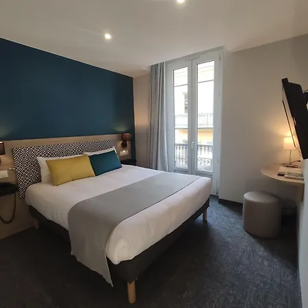 Hotel Bristol