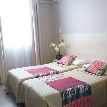 Helvétique 3* Nice