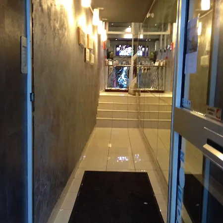 Felix Hotel