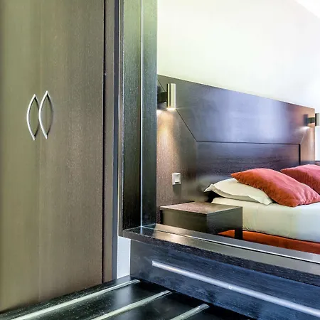 De Suède Hotel 3*