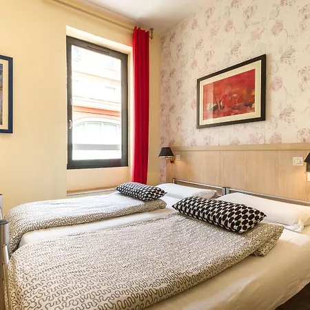 Hostel Saint Exupery Nice