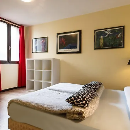 Hostel Saint Exupery Nice