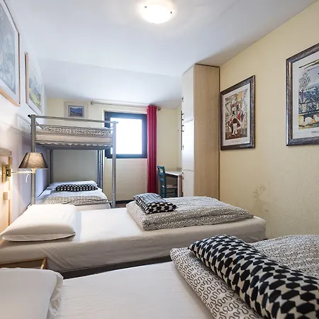 Hostel Saint Exupery