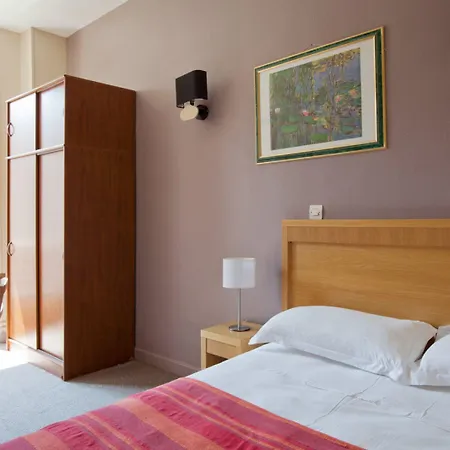 Hotel D'ostende 2*