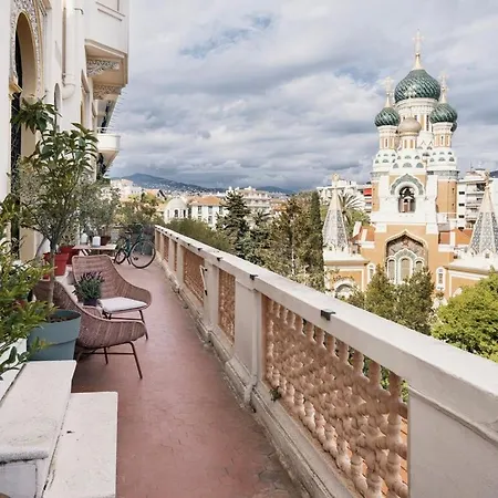 Standing El Patio Enchanté 6pers * Nice