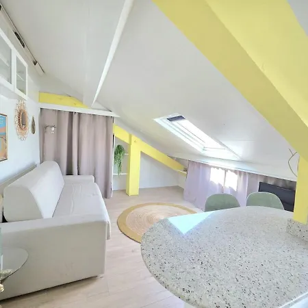 Cosy Sous Les Toits - Gare - 2 Pers Appartement