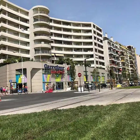 Apartment Avec Vue Imprenable Sur La A