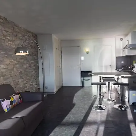 Avec Vue Imprenable Sur La A *
