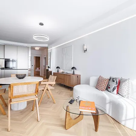 Apartment Outstanding View On The Promenade - Awesome 2 Bdr Nice