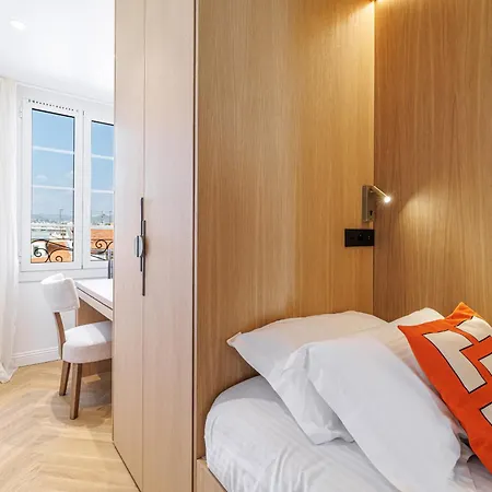 Outstanding View On The Promenade - Awesome 2 Bdr Apartment