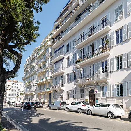 Outstanding View On The Promenade - Awesome 2 Bdr Apartment