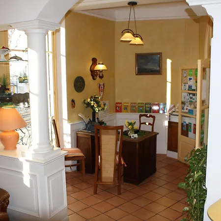 Hotel Au Picardy *