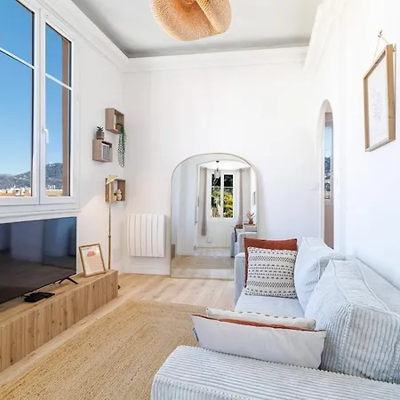 Cozy And Bright - Port Of Apartment *