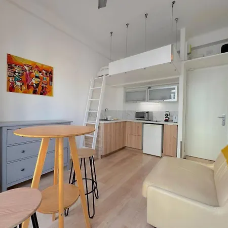 ⁂ Petit Nid Design Au Centre De Appartement *