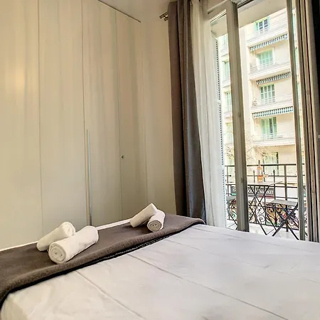 Nestor&jeeves - Sweet - - Near Nice