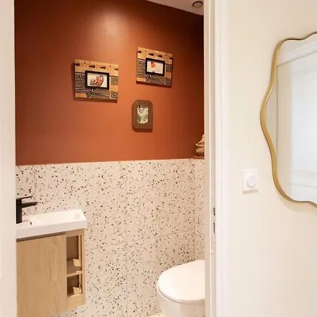 Apartment L10 Staywiz Us - Clemenceau Central, Next Train Station