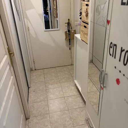 Appartement 27m2 En Résidence Standing Piscine
