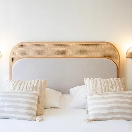 L10 Staywiz Us - Clemenceau Central, Next Train Station Nice