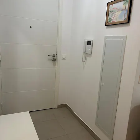 Apartment Neuf T2 Calme Avec Terrasse - Proche Marche Liberation Nice