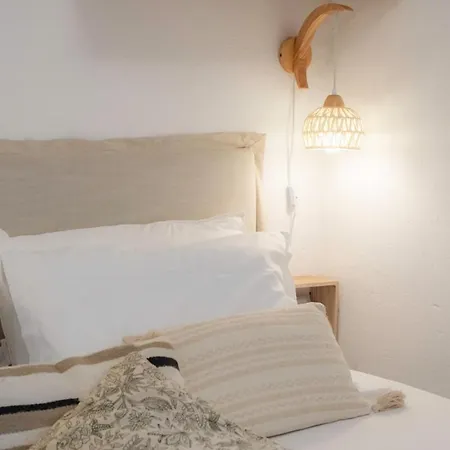 Apartment #36 Staywizus - Bright Eagle Nest Old Town 5 Mins From Sea Ac Wifi *