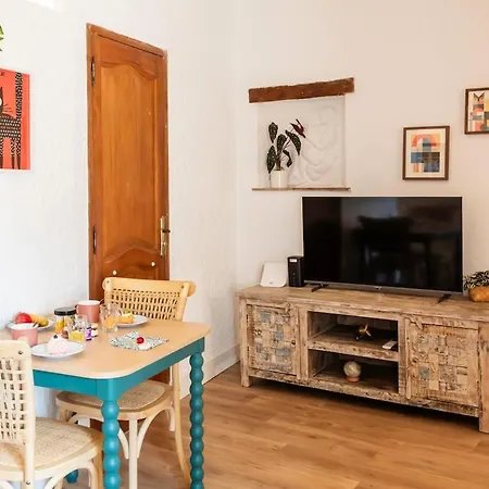 #36 Staywizus - Bright Eagle Nest Old Town 5 Mins From Sea Ac Wifi Apartment Nice