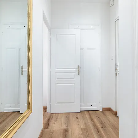 Apartment Centre - 10 Min - 5 Min Des Transports En Commun *