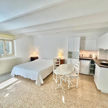 Residence La Villa Leonie Aparthotel Nice