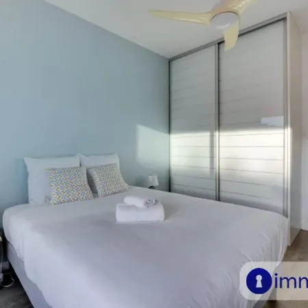 Air-conditioned In The Liberation District Apartment