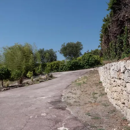 Holiday home Villa, Piscine Et Vue Exceptionnelle A *