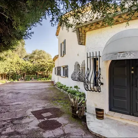 Holiday home Villa, Piscine Et Vue Exceptionnelle A Nice