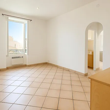 Grand Dans Le Centre De Appartement