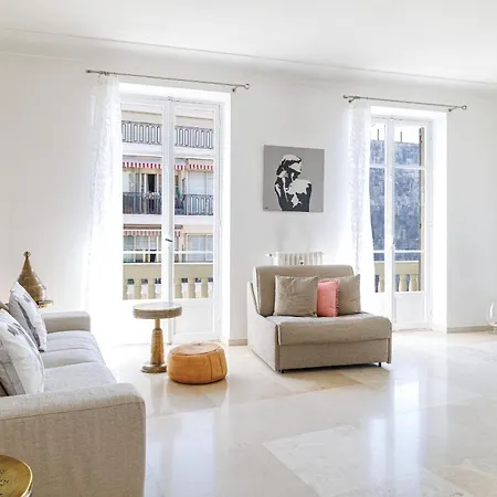 Pretty 1 Bdr By The Sea *