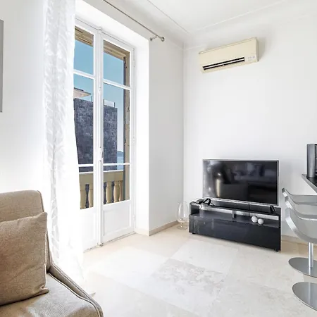 Apartment Pretty 1 Bdr By The Sea Nice