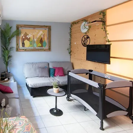 Appartement Deluxe Appartement, Charmant, Au Cœur Du Centre-ville, Centre