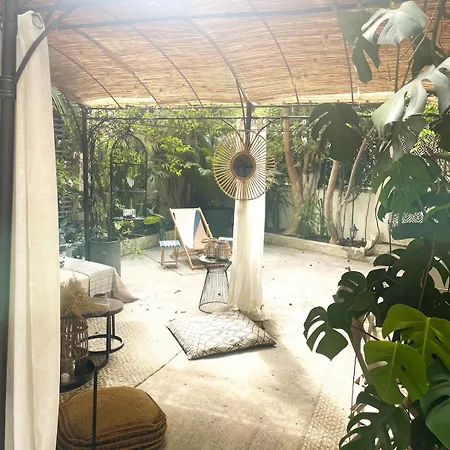 With Private Garden In Center Apartment *